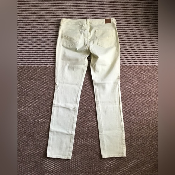 AMERICAN EAGLE OUTFITTERS - Picture 5 of 16